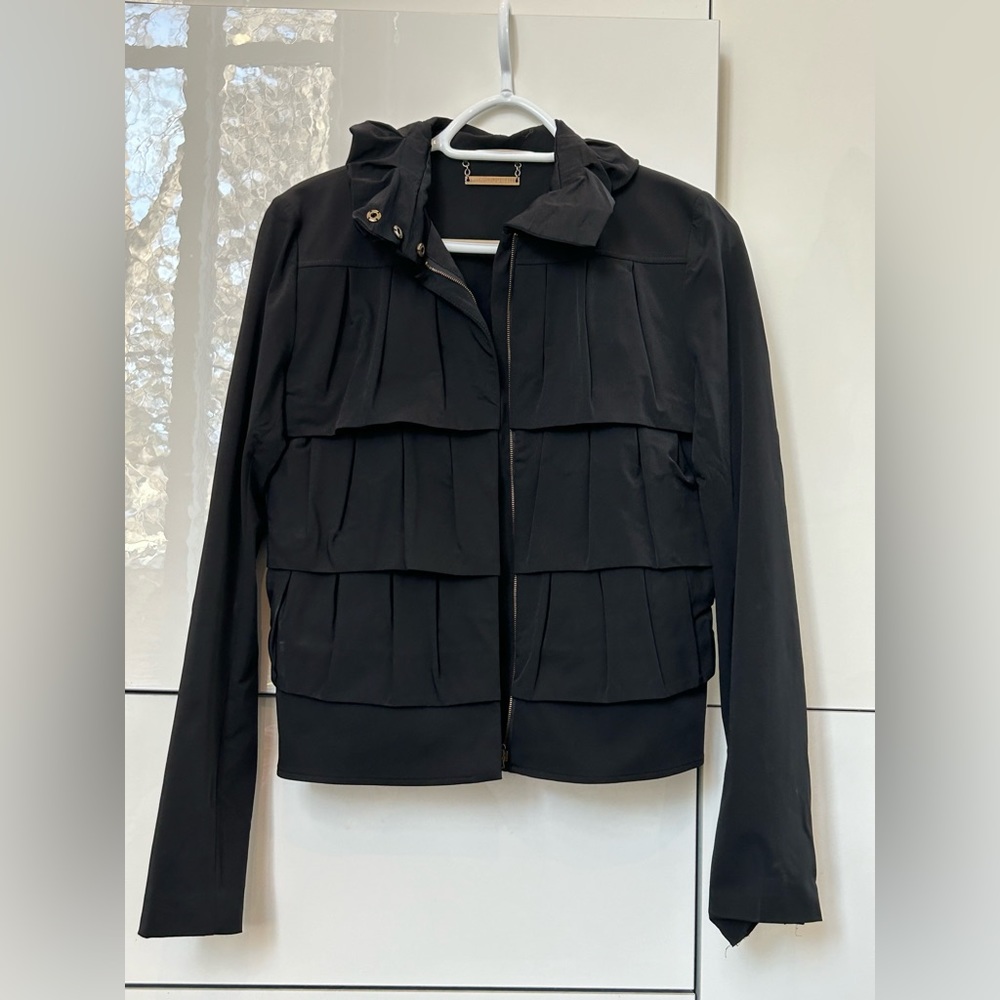 Diane Von Furstenberg black ruffled  jacket size 6